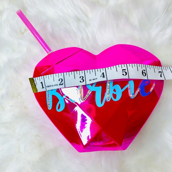 Barbie water bottle - Picture 5 of 9